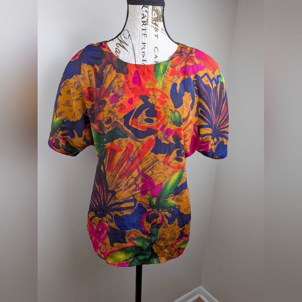 NICOLA Vintage Tropical Colorful Abstract Top Blouse Small Shells 90's Pop Art